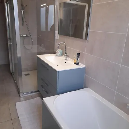 Double Room, In An Elegant House, Centre, Terraces View Canigou Thuir