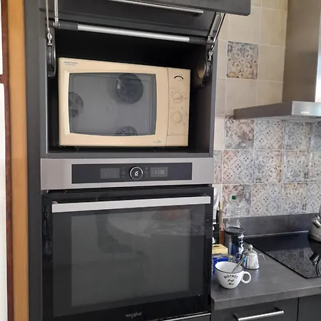 Double Room, In An Elegant House, Centre, Terraces View Canigou Nocleg ze śniadaniem
